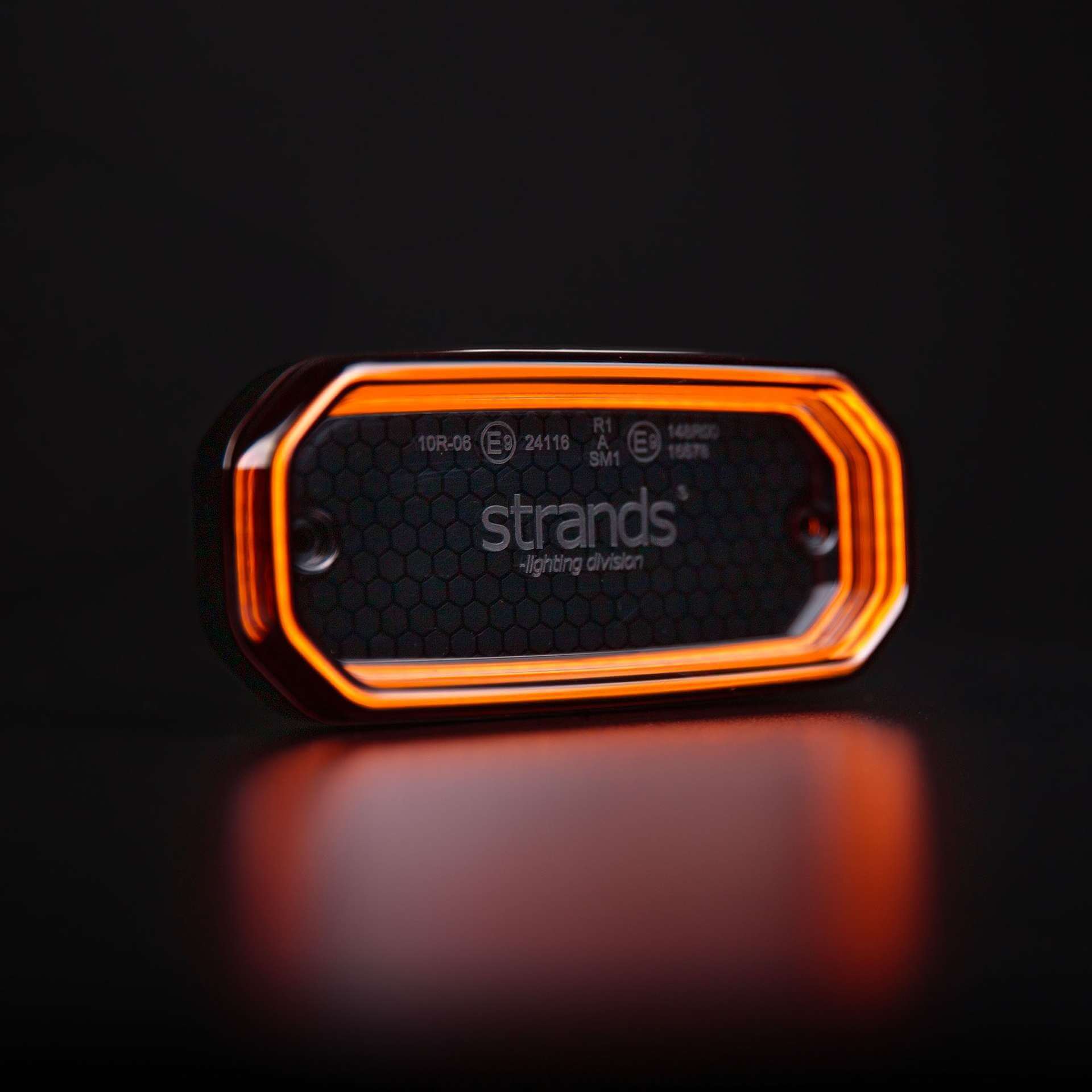 Strands FOR9T SCALE SIDE MARKER