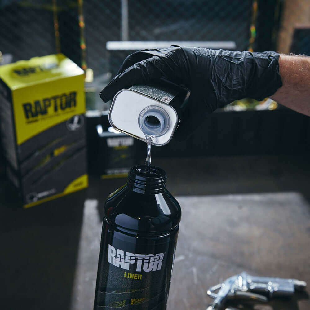 RAPTOR Lacquer Black - 4 bottiglie (rivestimento e indurente)